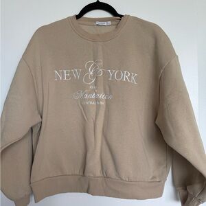 Stradivarius Tan Sweatshirt pullover sz small